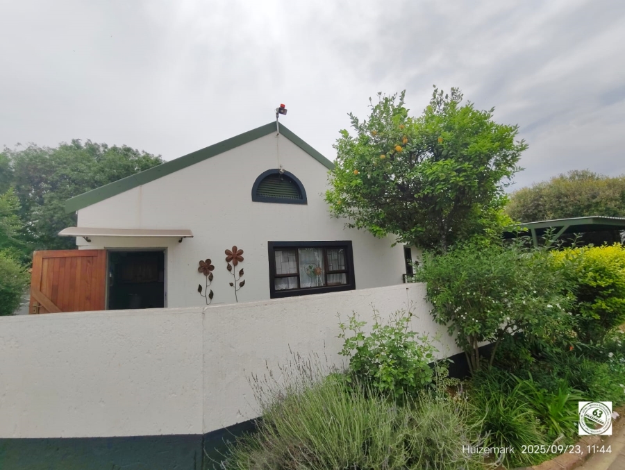 3 Bedroom Property for Sale in Vaalpark Free State